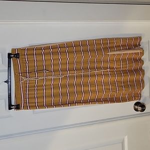 Yuni NWT medium skirt